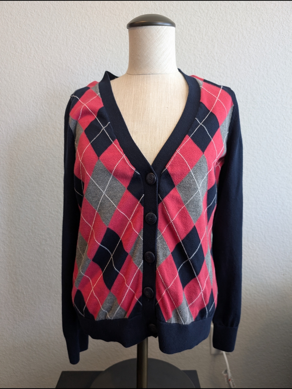 Tommy Hilfiger Sz M Women's Pink, Gray & Navy Argyle V-Neck Cardigan